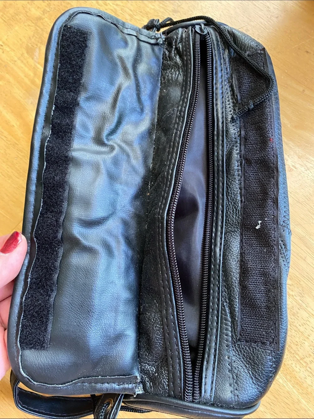 Daimond playe Buffalo leather leather bag 10x3.5”